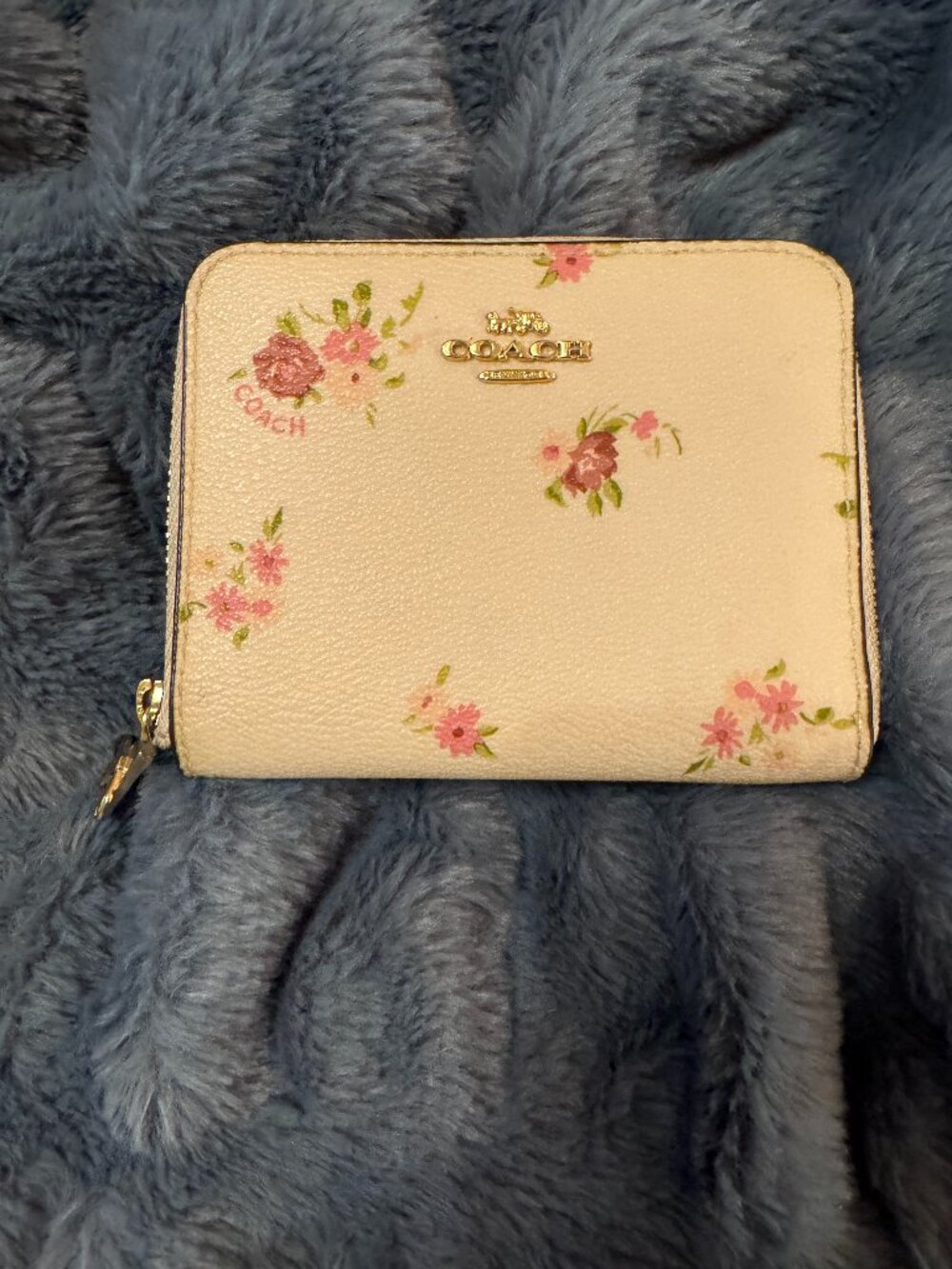 ✨ Coach F29449 Small Zip Around Wallet ✨